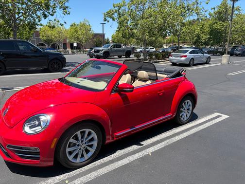 Red 2018 Volkswagen Beetle 2.0T S
