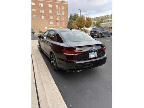 2021 Volkswagen Passat 2.0T R-Line