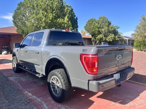 Black 2021 Ford F-150 XLT