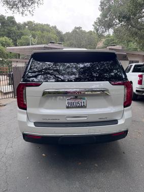 White 2022 GMC Yukon XL SLT