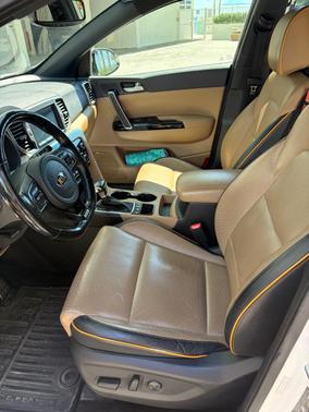 White 2017 Kia Sportage SX Turbo