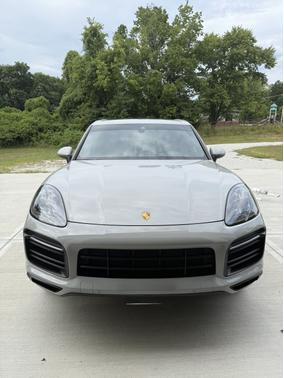 2022 Porsche Cayenne Cayenne E-Hybrid Coupe