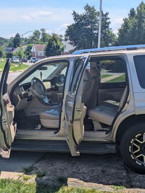 2004 Lincoln Aviator Base