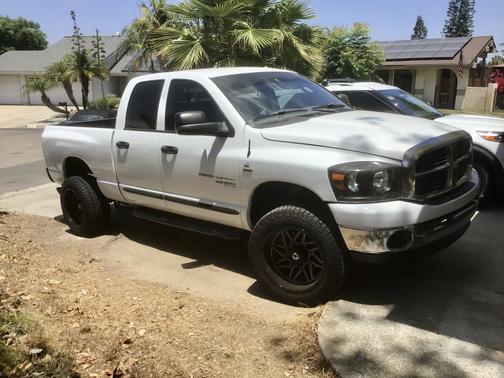 2006 Dodge Ram 2500 SLT Quad Cab