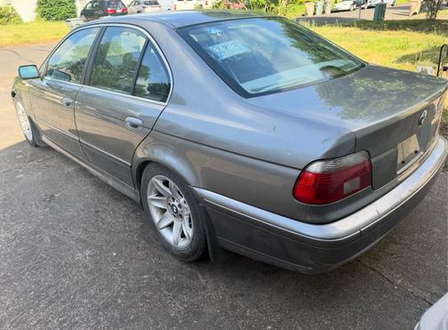 2002 BMW 525 i
