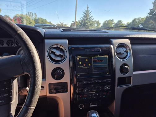 Black 2010 Ford F-150 XLT SuperCrew