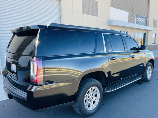 2017 GMC Yukon XL SLT
