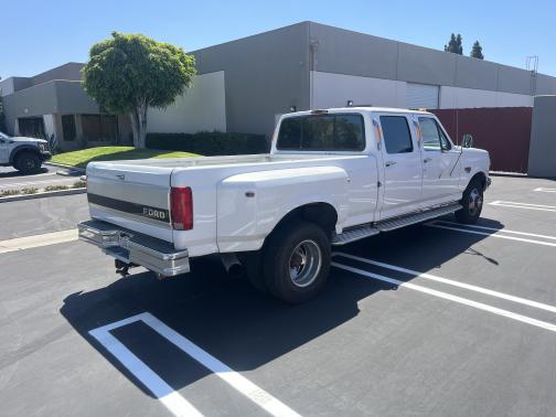 1996 Ford F-350 XL Crew Cab DRW