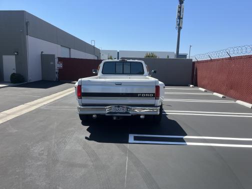 1996 Ford F-350 XL Crew Cab DRW