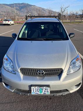 2005 Toyota Matrix Base