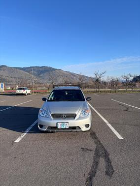 2005 Toyota Matrix Base