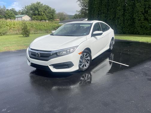 White 2017 Honda Civic EX