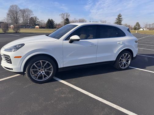 2021 Porsche Cayenne Cayenne