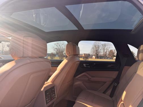 2021 Porsche Cayenne Cayenne