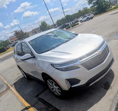 Silver 2022 Chevrolet Equinox LT