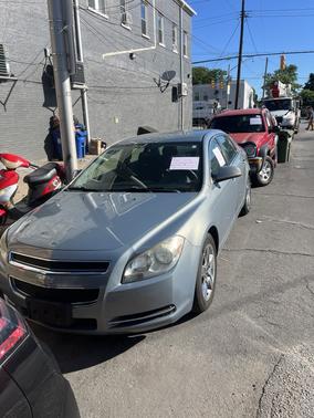 Blue 2009 Chevrolet Malibu 1LT