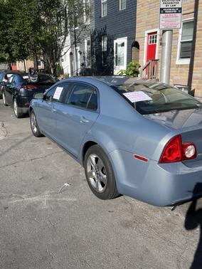 Blue 2009 Chevrolet Malibu 1LT
