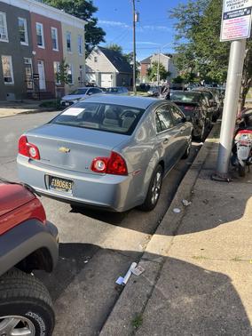 Blue 2009 Chevrolet Malibu 1LT
