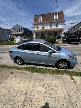 2013 Hyundai Accent GLS