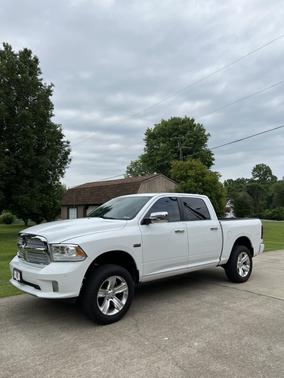 Photo 1 of 2 of 2014 RAM 1500 Longhorn