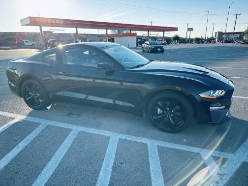 2021 Ford Mustang EcoBoost Premium
