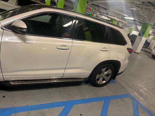 2014 Toyota Highlander Limited Platinum