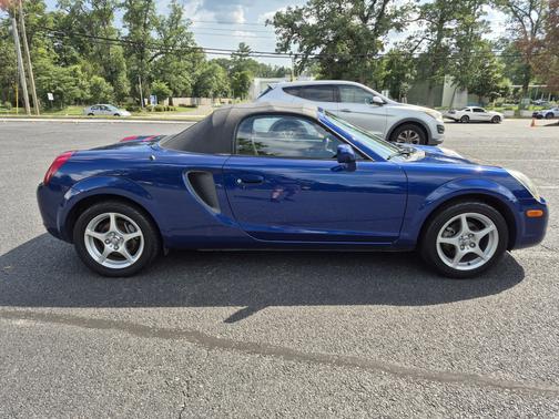 2002 Toyota MR2 Spyder