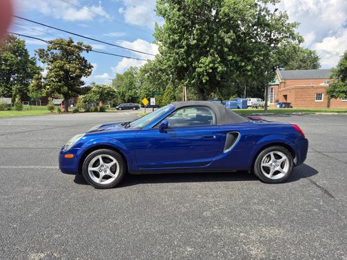 2002 Toyota MR2 Spyder