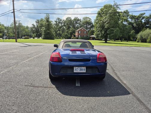 2002 Toyota MR2 Spyder