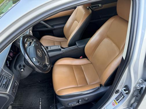 Silver 2016 Lexus CT 200h Base