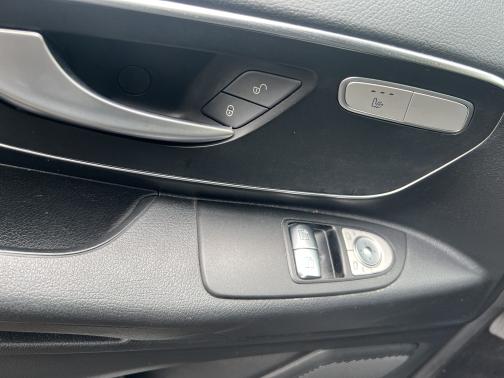 2019 Mercedes-Benz Metris Base