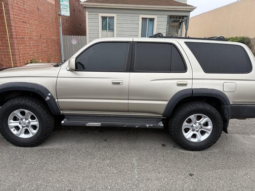 2001 Toyota 4Runner SR5