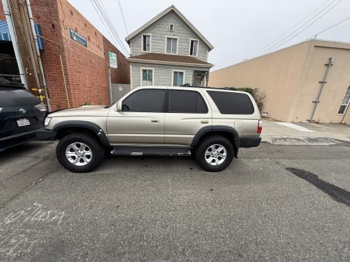 2001 Toyota 4Runner SR5
