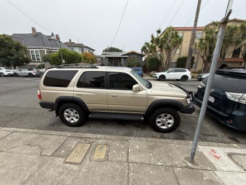 2001 Toyota 4Runner SR5
