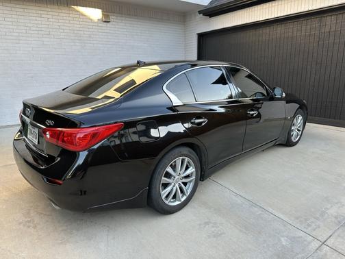 2015 INFINITI Q50 Premium