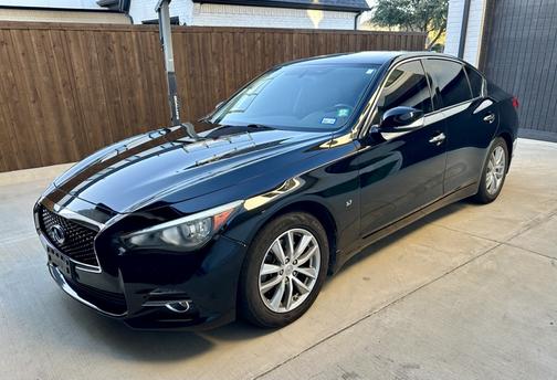 2015 INFINITI Q50 Premium
