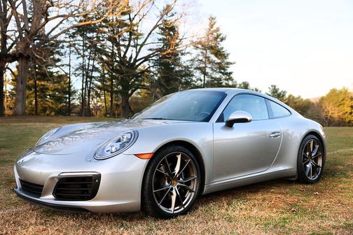 2017 Porsche 911 Carrera