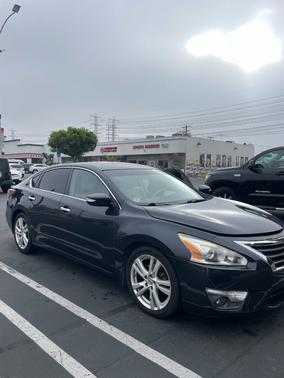 2013 Nissan Altima 3.5 SV