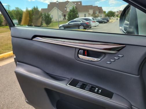2016 Lexus ES 350 Base