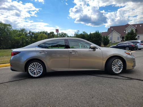 2016 Lexus ES 350 Base