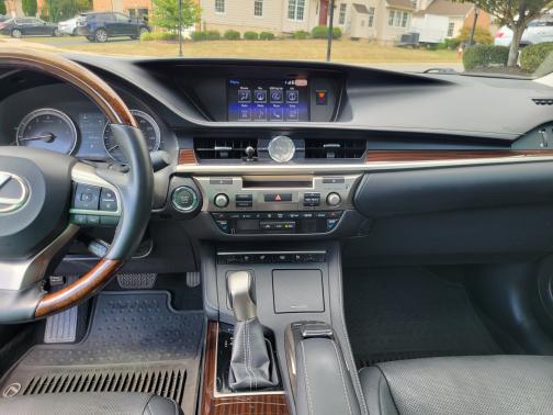 2016 Lexus ES 350 Base
