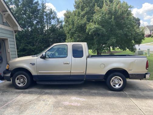 2000 Ford F-150 XLT SuperCab