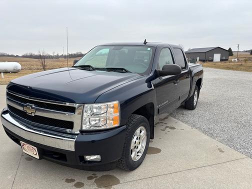 2008 Chevrolet Silverado 1500 LT1 Crew Cab