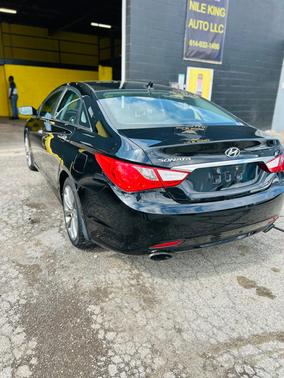 2011 Hyundai SONATA SE
