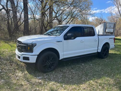 White 2018 Ford F-150 XLT