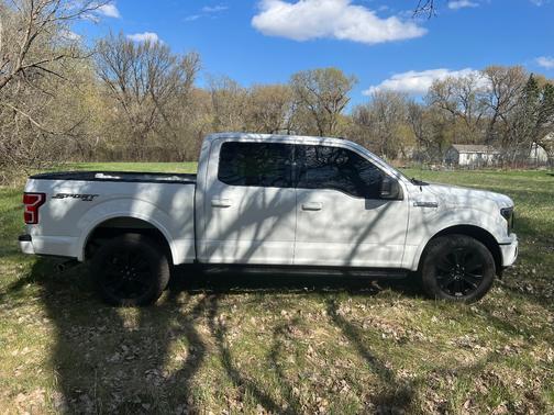 White 2018 Ford F-150 XLT