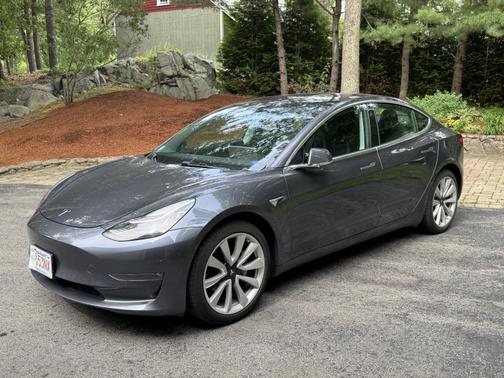 2019 Tesla Model 3 Long Range