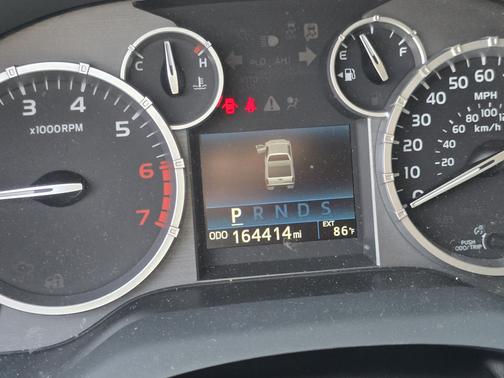 Black 2017 Toyota Tundra SR5