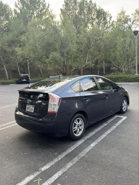 2010 Toyota Prius III
