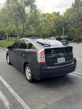 2010 Toyota Prius III